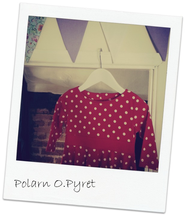 Polarn O.Pyret spotty dress
