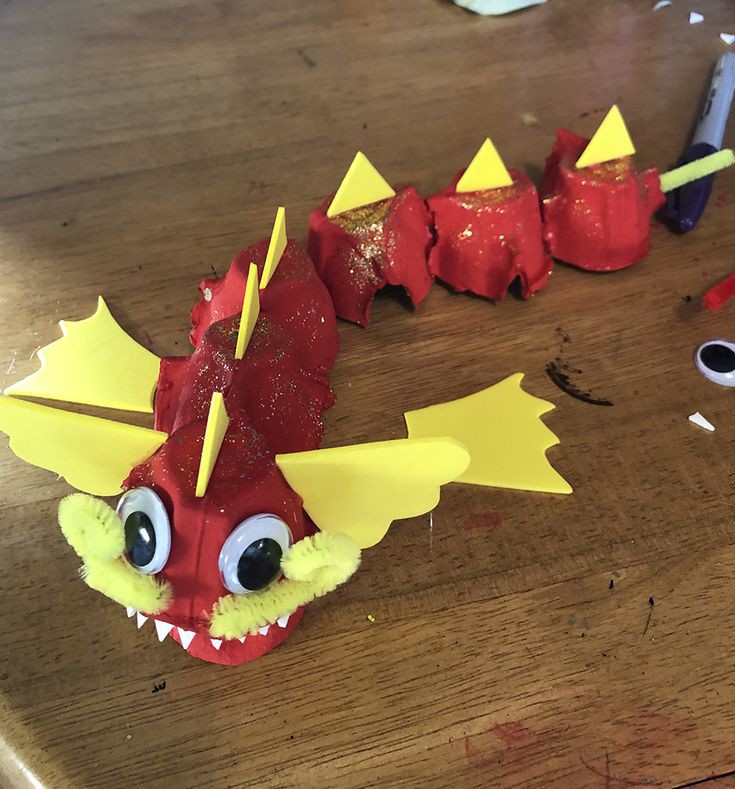 Chinese New Year Dragons with Egg Cartons