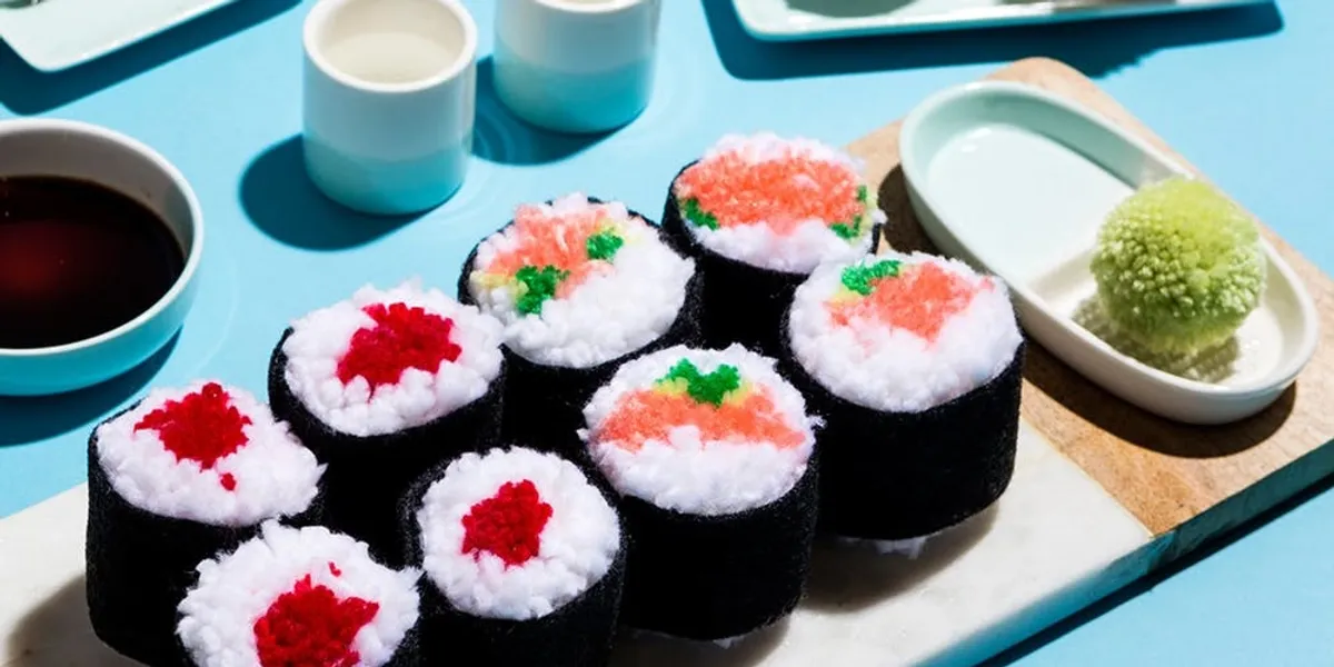 Sushi Roll Pom-Poms .jpg