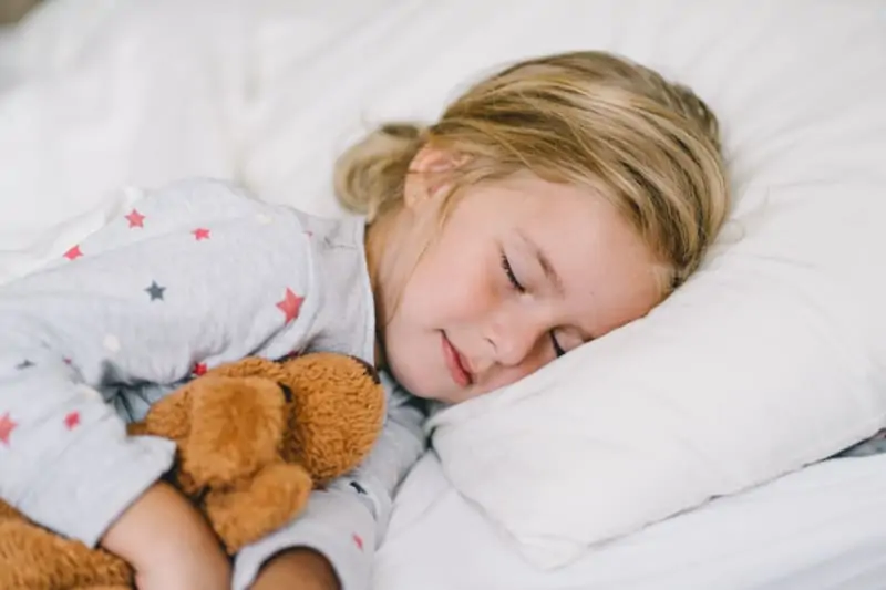 Train Your Kid to Sleep Early