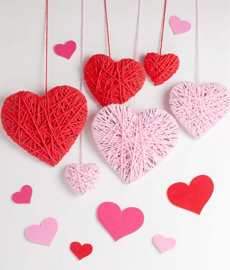 Valentine's Day Yarn Décor