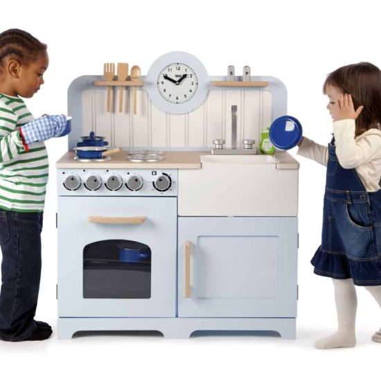 20 Best Play Kitchens for Toddlers