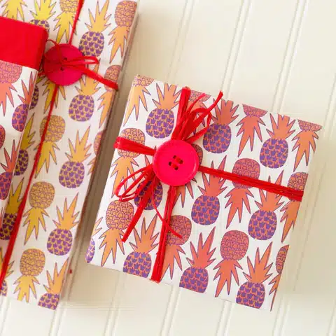 Button Gift Wrap .jpg