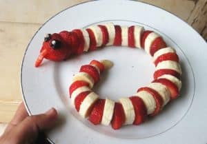 Snack Crafts 35 Edible Food Crafts for Kids That Will Keep Them Entertained ...