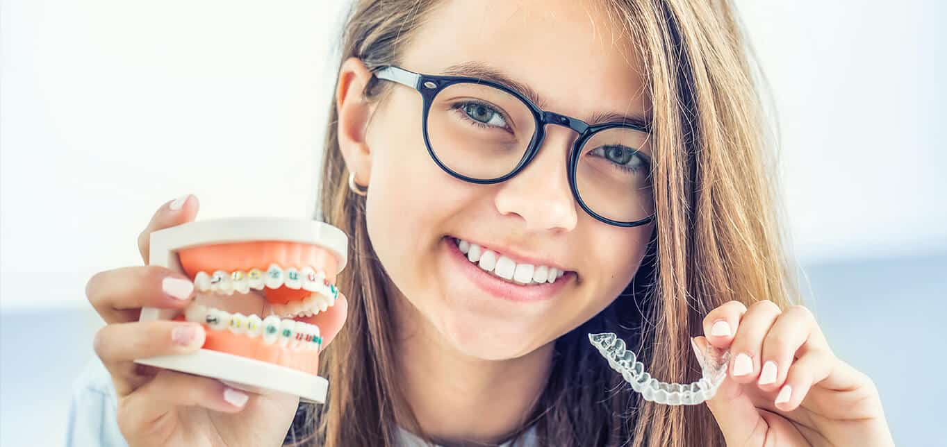 Practical Tips for Parents Deciding Between Braces and Invisalign