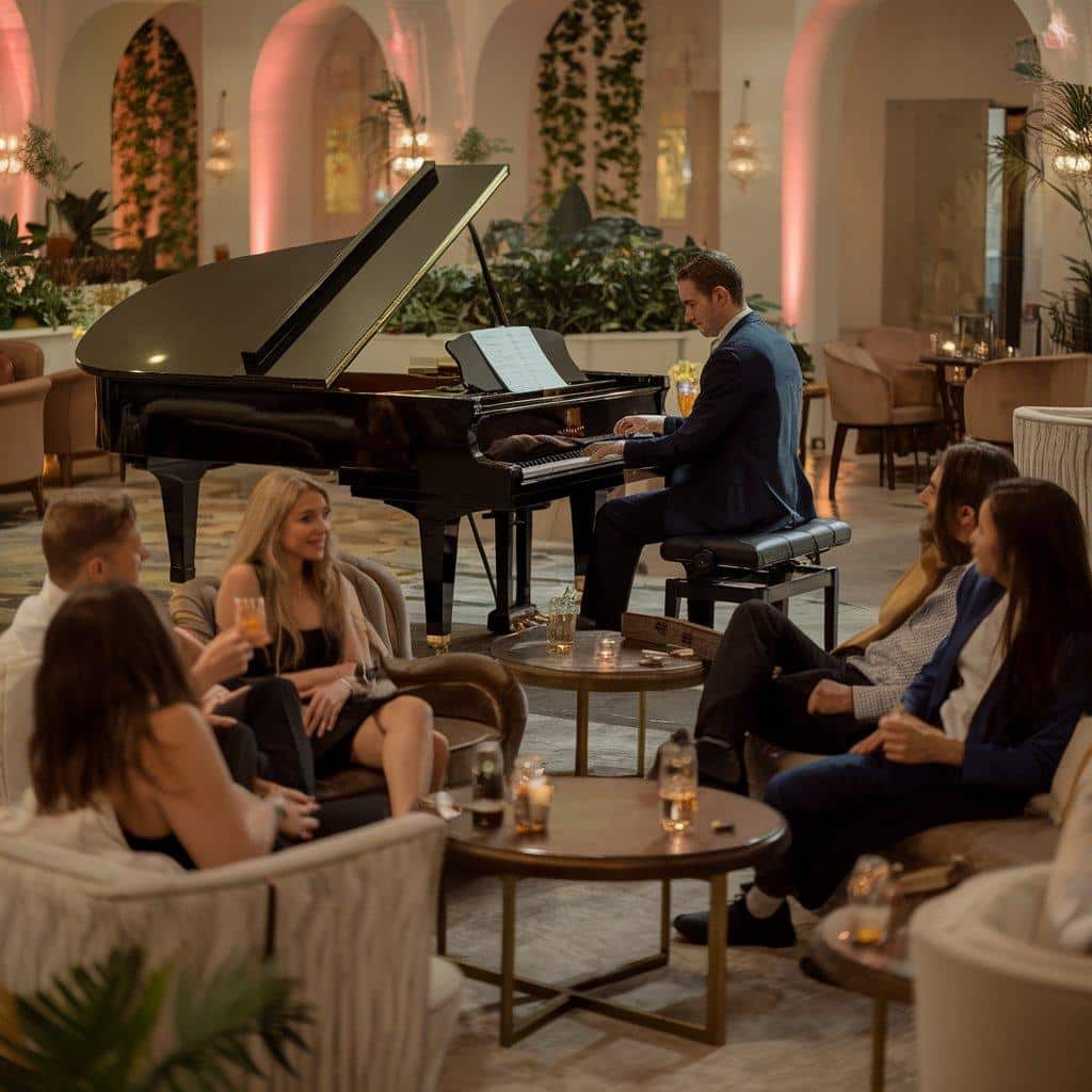 Piano_Bar