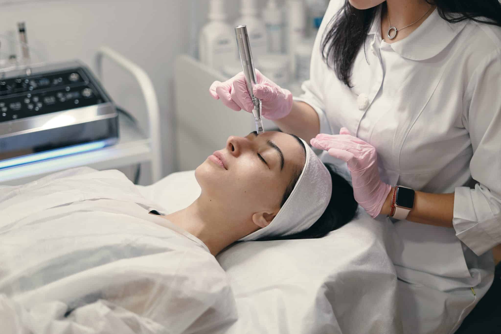 What Makes an Aesthetic Clinic the Go-To Spot?
