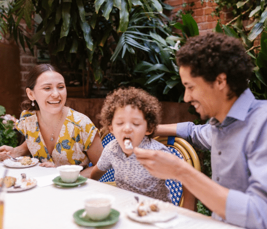 Eating Out in Sevierville: Family-Friendly Restaurants You Can’t Miss