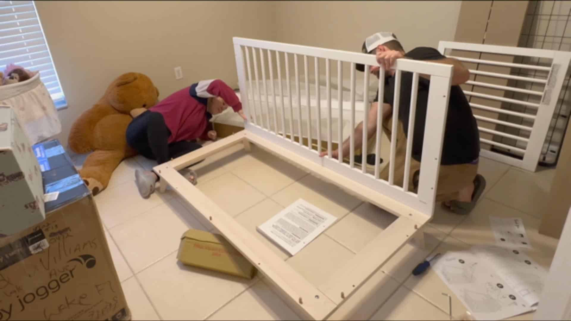 Step_3_Select_and_Assemble_the_Crib