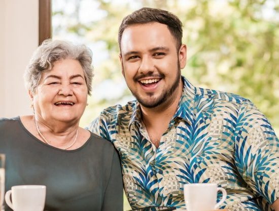 Helping Elderly Parents Stay Independent: What I’ve Learned (and What I Wish I’d Known Sooner)