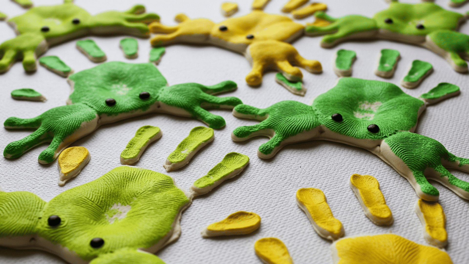 Salt_Dough_Frog_Prints