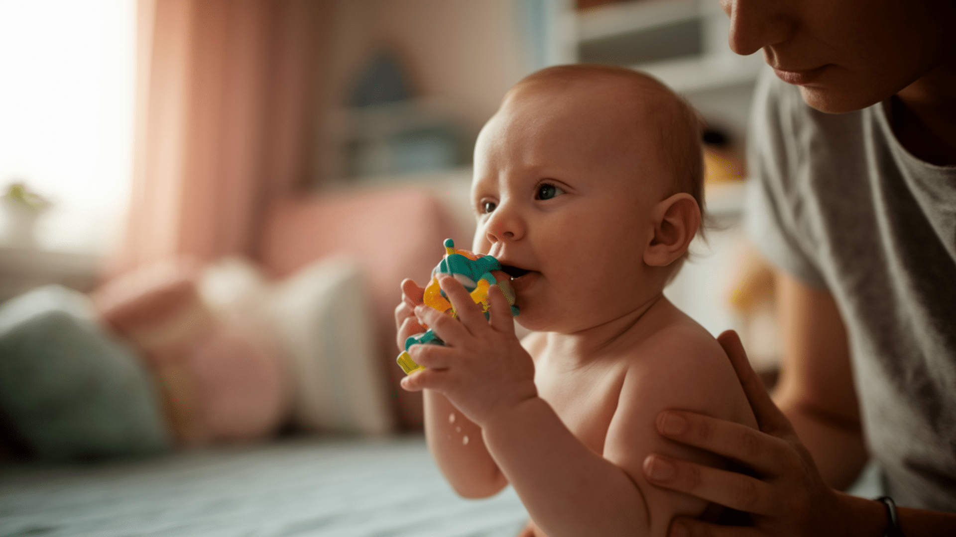 Signs_Your_Babys_Teeth_Are_Coming_In