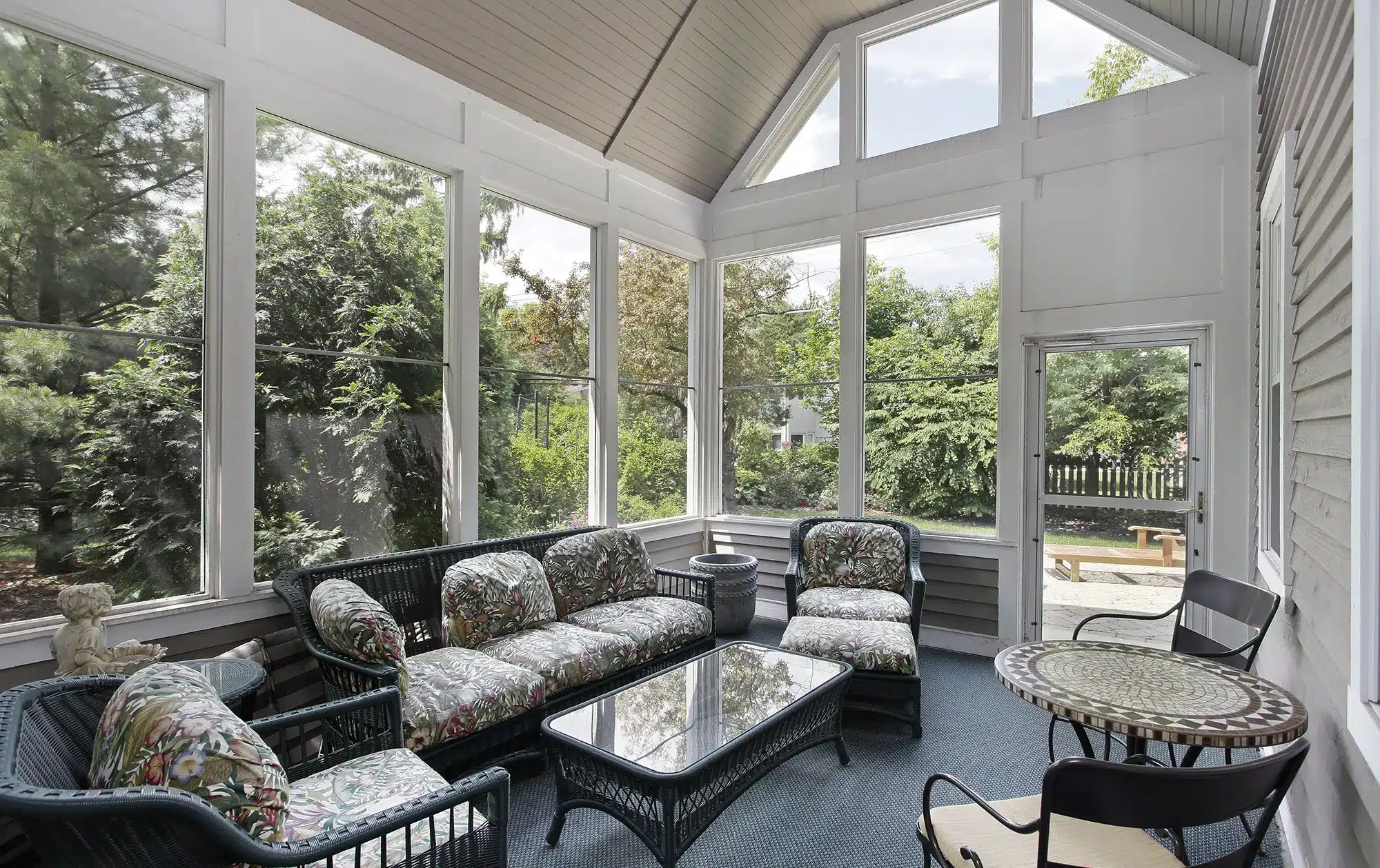 From Screened-In to Year-Round: Planning Your Dream Sunroom