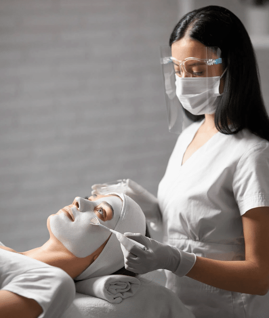 Why Choosing the Right Course Is Crucial for Your Success as an Aesthetician
