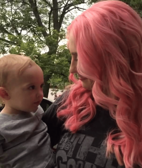 A mother with colored hair