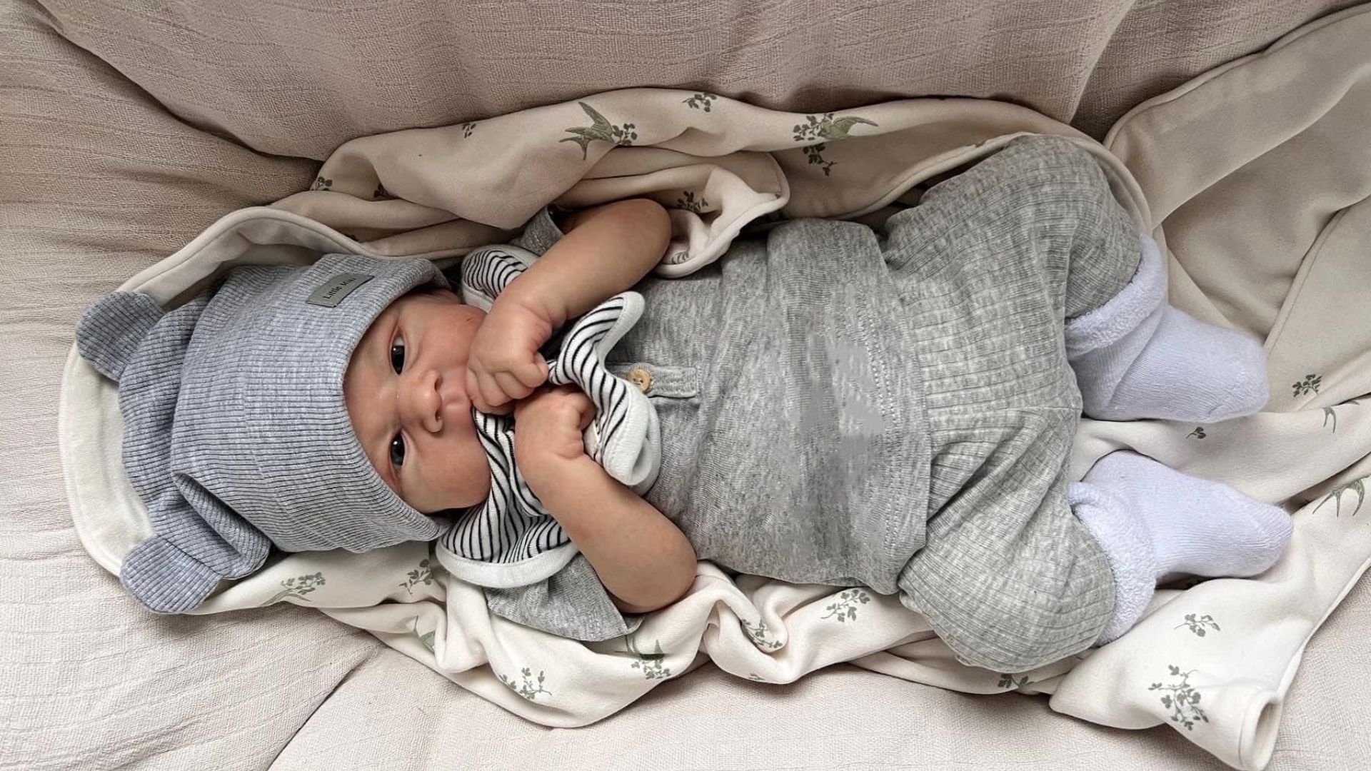 the history behind lifelike dolls