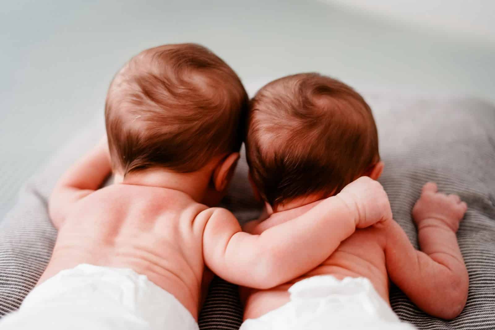 Breastfeeding Twins: How to Make It Work for You