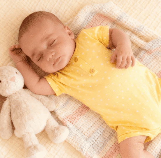 feature image what is the best sleeping position for a babys stuffy nose