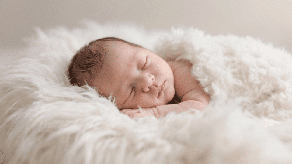 how long should newborn naps be