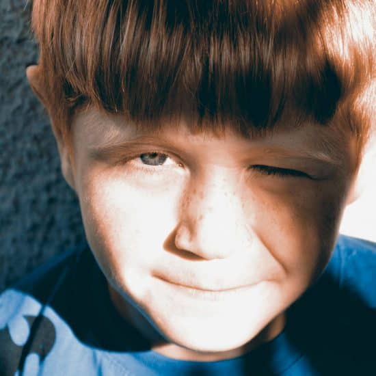 A kid with a healthy skin