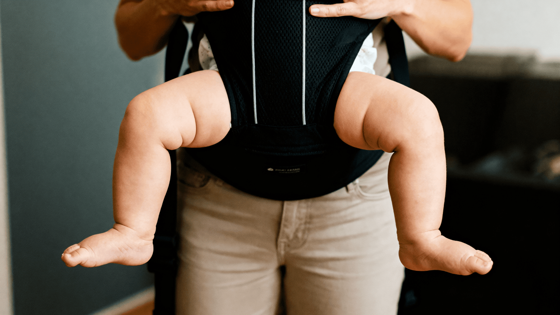 safety guidelines for front facing baby carrier use