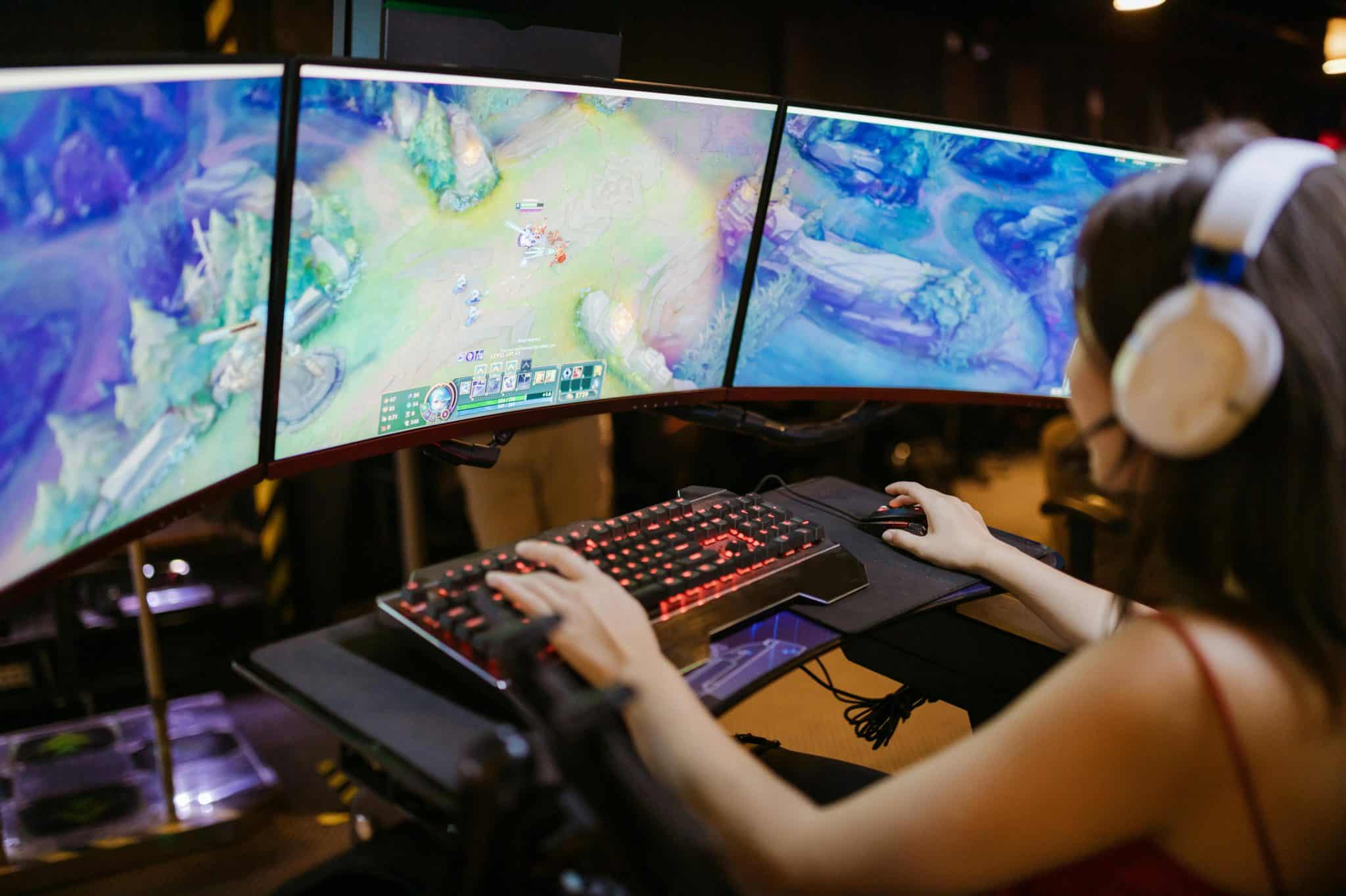 How Gaming Has Grown Popular with Female Players