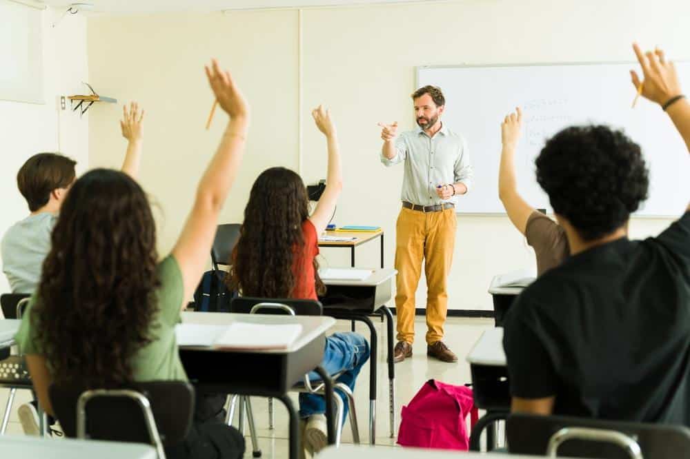 Smartphones Out of the Classroom: What It Means for Kids’ Mental Health From a Psychiatrist’s Point of View