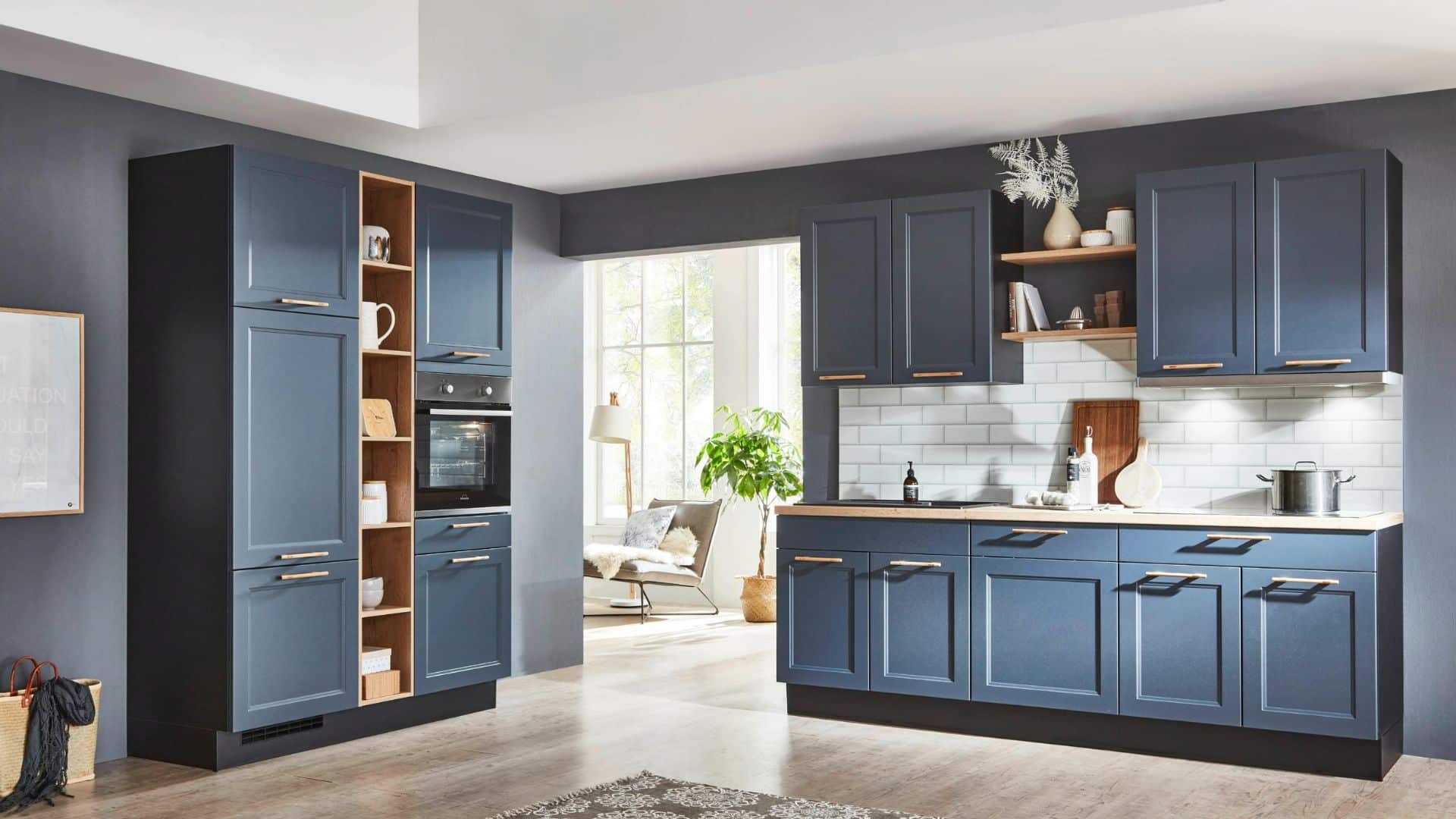 two-tone-cabinet-designs