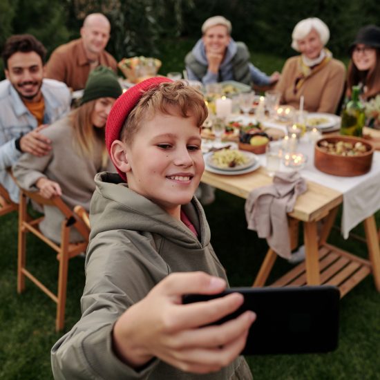 Family Reunion Activities That Everyone Can Enjoy