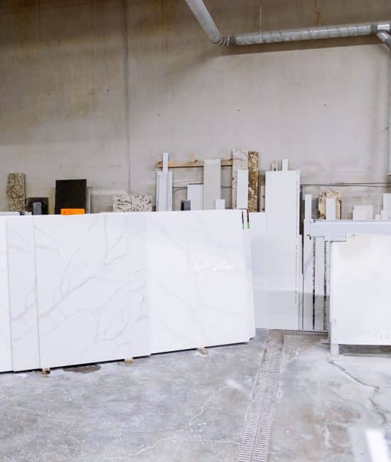 How Choosing Quality Materials Enhances Granite and Marble Countertop Installation
