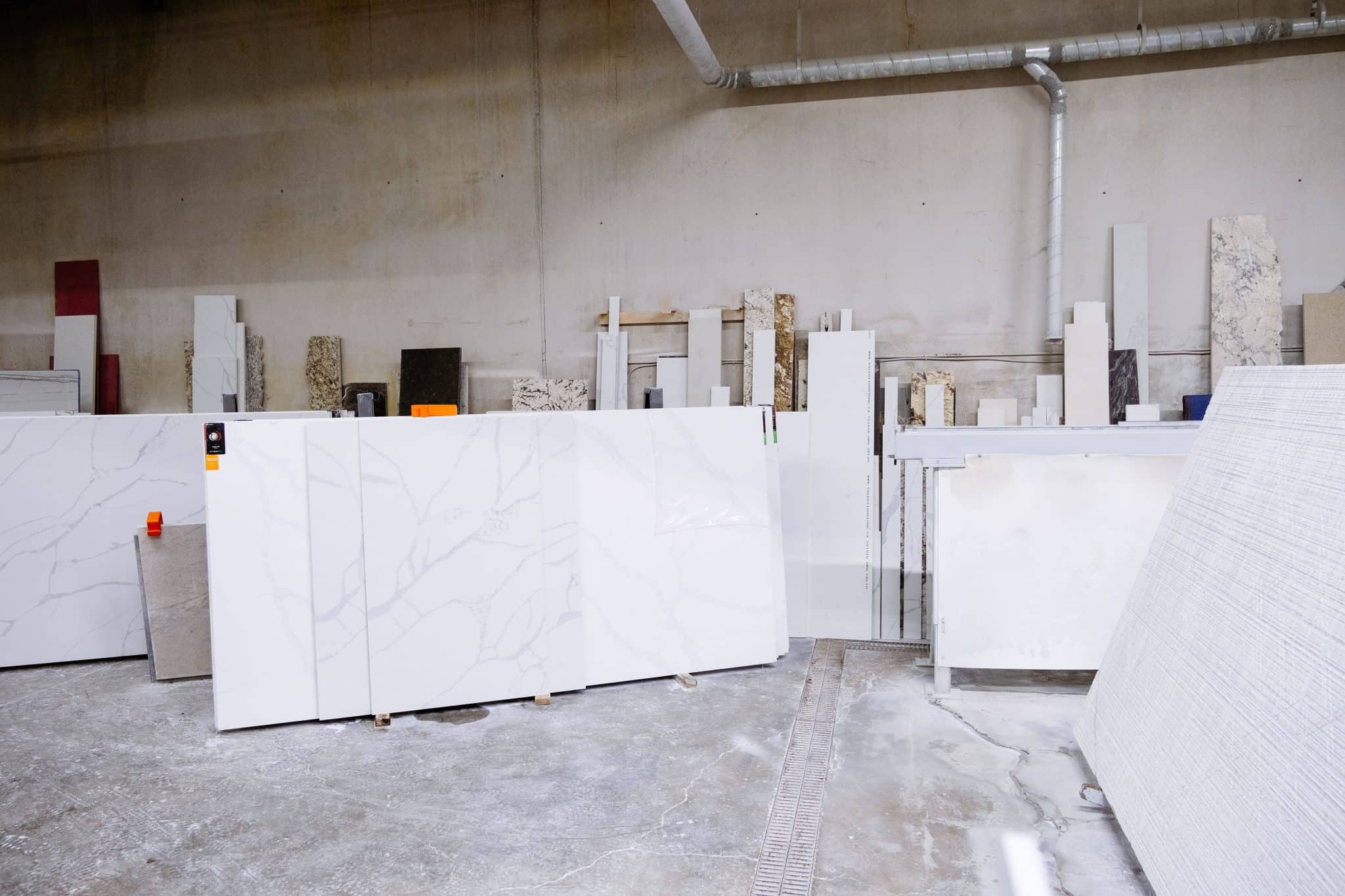 How Choosing Quality Materials Enhances Granite and Marble Countertop Installation